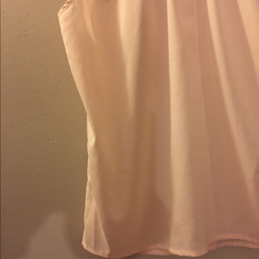 SOLD English Rose sleeveless Blouse - Picture 6 of 8